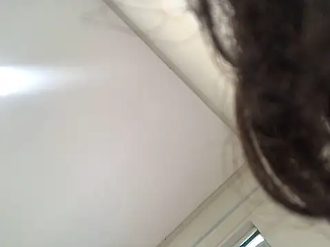 KiaraCut online show from 05-16-26, 07:56