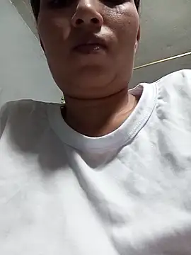 kylieWest7 online show from 02-14-26, 01:57