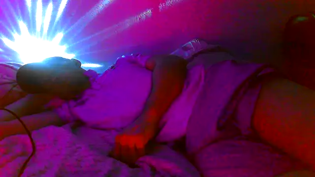 Snapshot of great_feeling chatting on 02-26-25, 02:37 great feeling online show from 02-26-25, 02:37