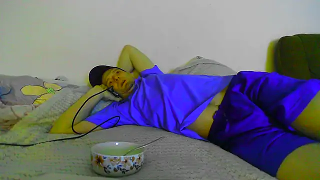 Snapshot of great_feeling chatting on 02-26-25, 08:04 great feeling online show from 02-26-25, 08:04