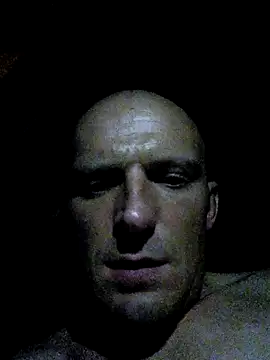 Snapshot of great_feeling chatting on 10-15-25, 01:06 great feeling online show from 10-15-25, 01:06