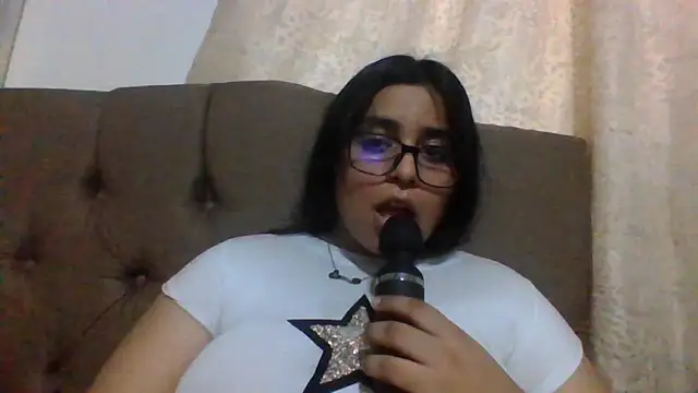 Snapshot of virginbrunette99 chatting on 03-21-25, 02:28 virginbrunette99 online show from 03-21-25, 02:28