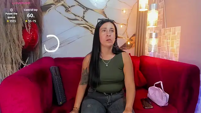 Bella williamss  online show from 06-09-26, 07:47