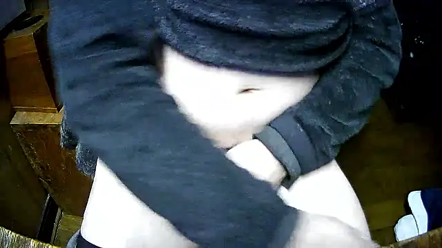 Snapshot of OceanicJob9 chatting on 03-05-26, 12:12 OceanicJob9 online show from 03-05-26, 12:12