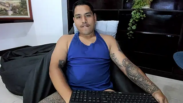 maxflurry  online show from 03-21-25, 10:28