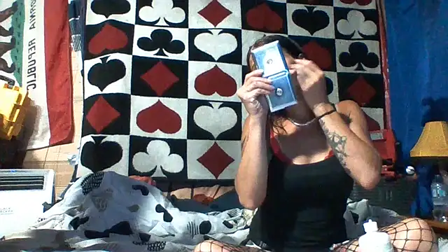 Snapshot of SillyRabbitz chatting on 07-13-26, 03:42 SillyRabbitz online show from 07-13-26, 03:42