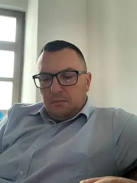 Mike8523 online show from 11-02-25, 05:32