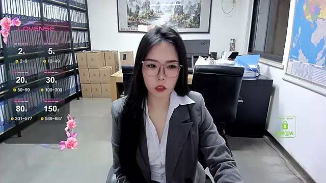 Snapshot of xixiya888 chatting on 10-09-25, 01:25 xixiya888 online show from 10-09-25, 01:25