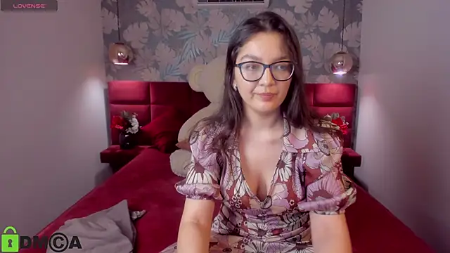 Snapshot of ZarifaRoot chatting on 02-26-25, 11:15 ZarifaRoot online show from 02-26-25, 11:15