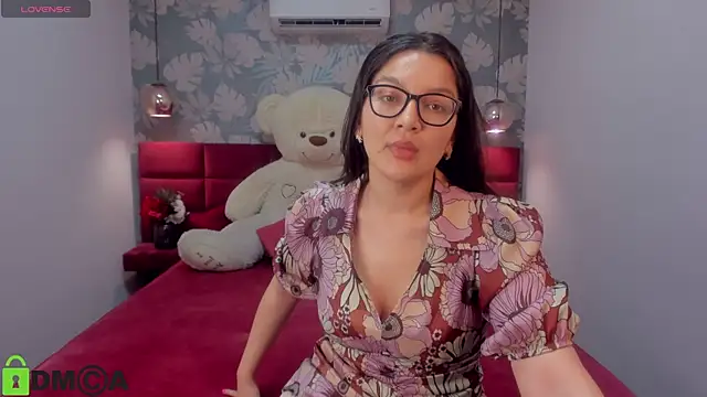 Snapshot of ZarifaRoot chatting on 03-03-25, 09:59 ZarifaRoot online show from 03-03-25, 09:59