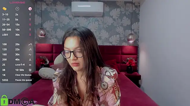 Snapshot of ZarifaRoot chatting on 03-08-25, 12:00 ZarifaRoot online show from 03-08-25, 12:00