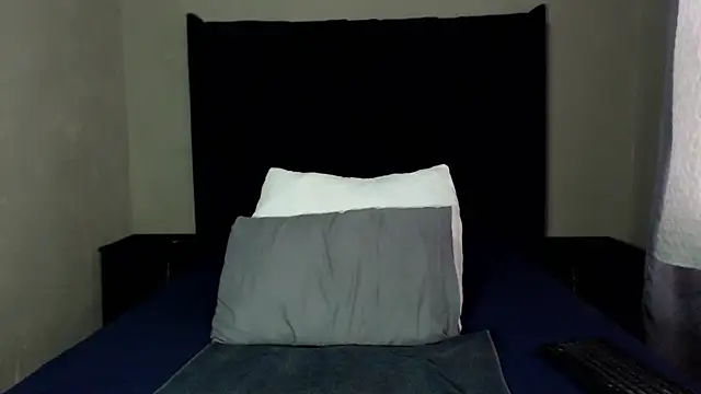 xMiAmor online show from 07-09-26, 07:45