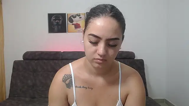 Anthonela Queen online show from 03-11-25, 10:51