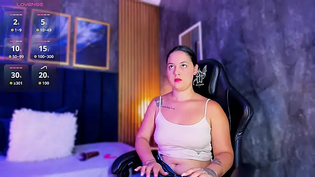 Anthonela Queen online show from 03-09-26, 01:59