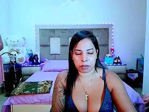 indiantopaz694u online show from 04-12-26, 04:28