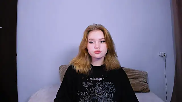 LaseyMoon online show from 09-30-25, 11:10