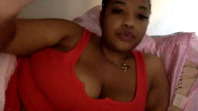 Snapshot of bronxminx chatting on 02-24-25, 08:14 bronxminx online show from 02-24-25, 08:14