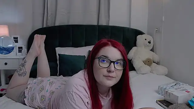 Snapshot of KailyKay chatting on 07-02-26, 07:53 KailyKay online show from 07-02-26, 07:53
