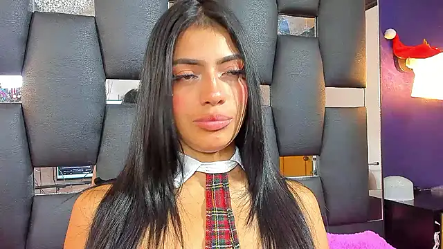 EMYCLARK01 online show from 01-09-26, 03:42