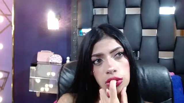 EMYCLARK01 online show from 03-19-26, 03:21