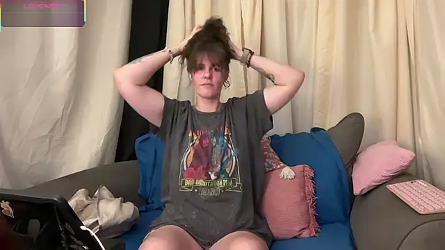 mothh1 online show from 04-23-26, 03:03