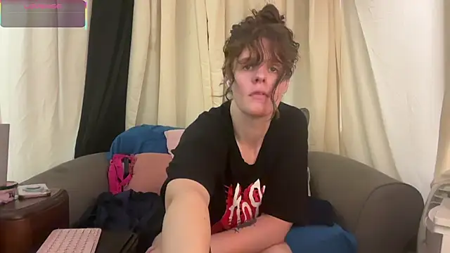 mothh1 online show from 07-18-26, 10:41