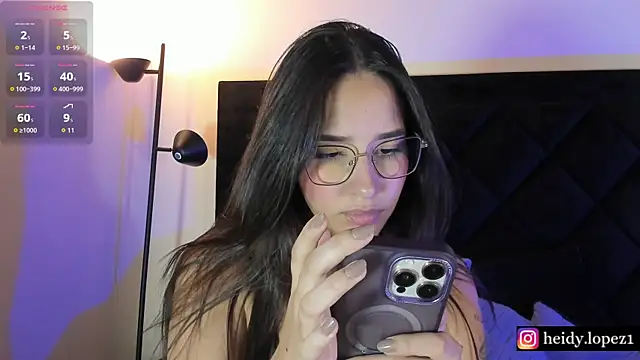Snapshot of cloe_bech1 chatting on 07-28-26, 10:42 cloe bech1 online show from 07-28-26, 10:42