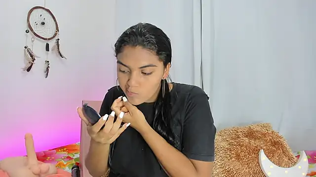 Melodymoore  online show from 04-21-26, 08:23