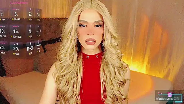 Snapshot of Dalila_moan chatting on 10-14-25, 11:16 Dalila moan online show from 10-14-25, 11:16