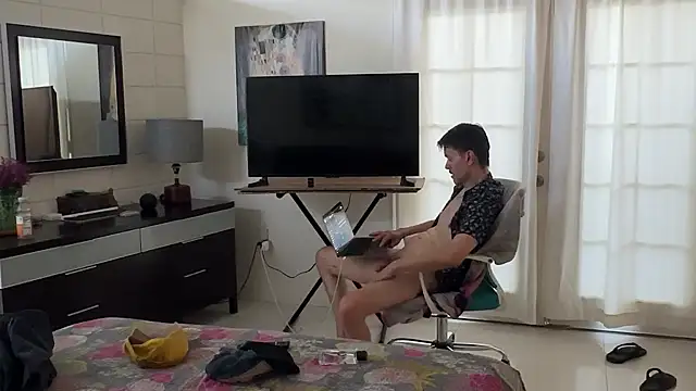 Snapshot of webtonight chatting on 02-26-25, 01:21 webtonight online show from 02-26-25, 01:21