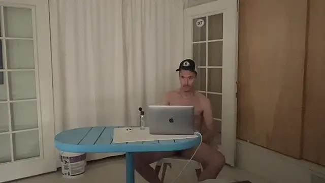 Snapshot of webtonight chatting on 10-07-25, 03:36 webtonight online show from 10-07-25, 03:36