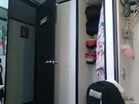 Snapshot of mrstoxox4594 chatting on 03-06-25, 12:30 mrstoxox4594 online show from 03-06-25, 12:30