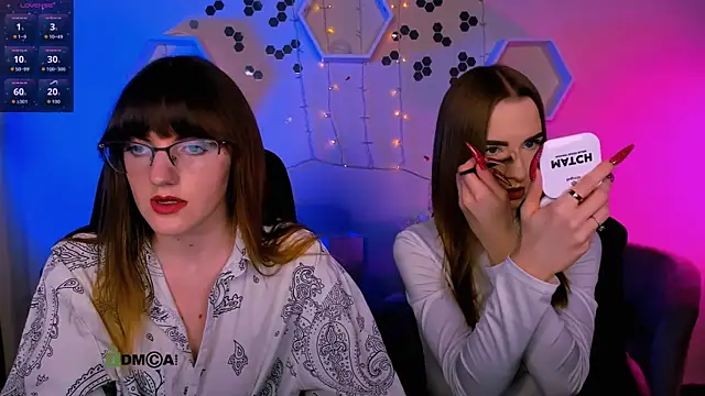 doll vey online show from 11-10-25, 08:19