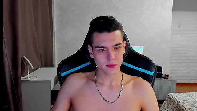 TravisRevas online show from 03-04-25, 05:34