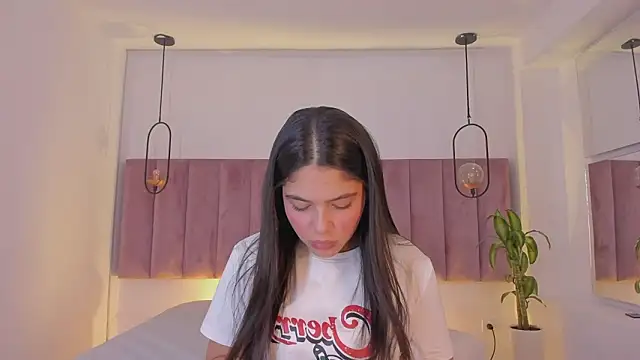 Haily b online show from 03-13-26, 08:04