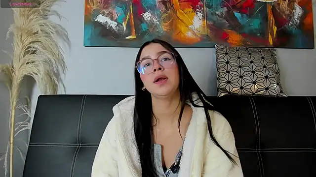 Snapshot of sweet_obsession__ chatting on 03-05-26, 12:23 sweet obsession online show from 03-05-26, 12:23