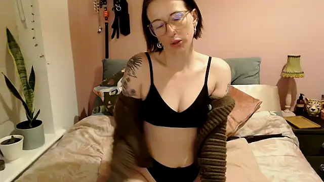 Snapshot of BlaireBarbi chatting on 11-03-25, 06:53 BlaireBarbi online show from 11-03-25, 06:53