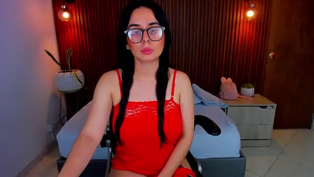 zakia23  online show from 03-18-25, 07:10