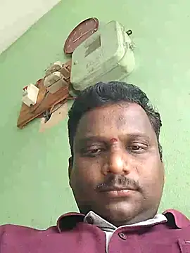 Snapshot of beyondthelines123 chatting on 09-30-25, 03:44 beyondthelines123 online show from 09-30-25, 03:44