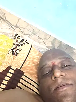 Snapshot of beyondthelines123 chatting on 10-06-25, 02:58 beyondthelines123 online show from 10-06-25, 02:58