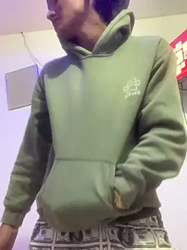 Babyalienqm online show from 04-18-26, 09:24