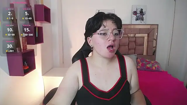 safyka online show from 10-25-25, 02:41