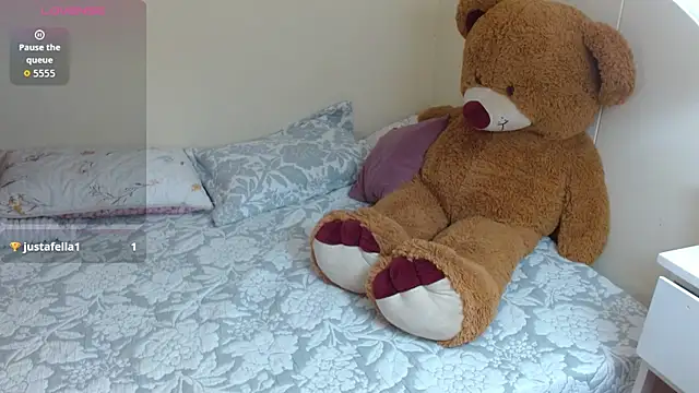 Pamela Skyangels online show from 10-26-25, 12:38