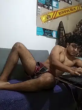 Snapshot of kamenov03 chatting on 10-21-25, 12:11 kamenov03 online show from 10-21-25, 12:11