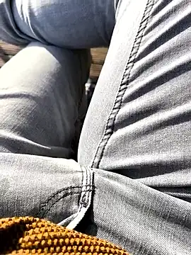 Snapshot of bavaricus123 chatting on 11-01-25, 08:16 bavaricus123 online show from 11-01-25, 08:16