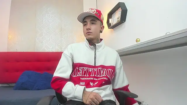 Patrick Rango online show from 12-23-25, 03:48