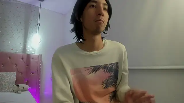 loverisu-coral online show from 02-21-26, 11:28