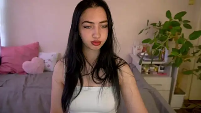 WildKittenX  online show from 07-18-26, 04:38