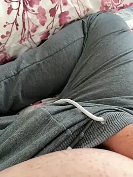 Snapshot of littletoy64 chatting on 03-03-25, 02:15 littletoy64 online show from 03-03-25, 02:15