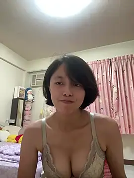 ladypaggy online show from 05-26-26, 03:41